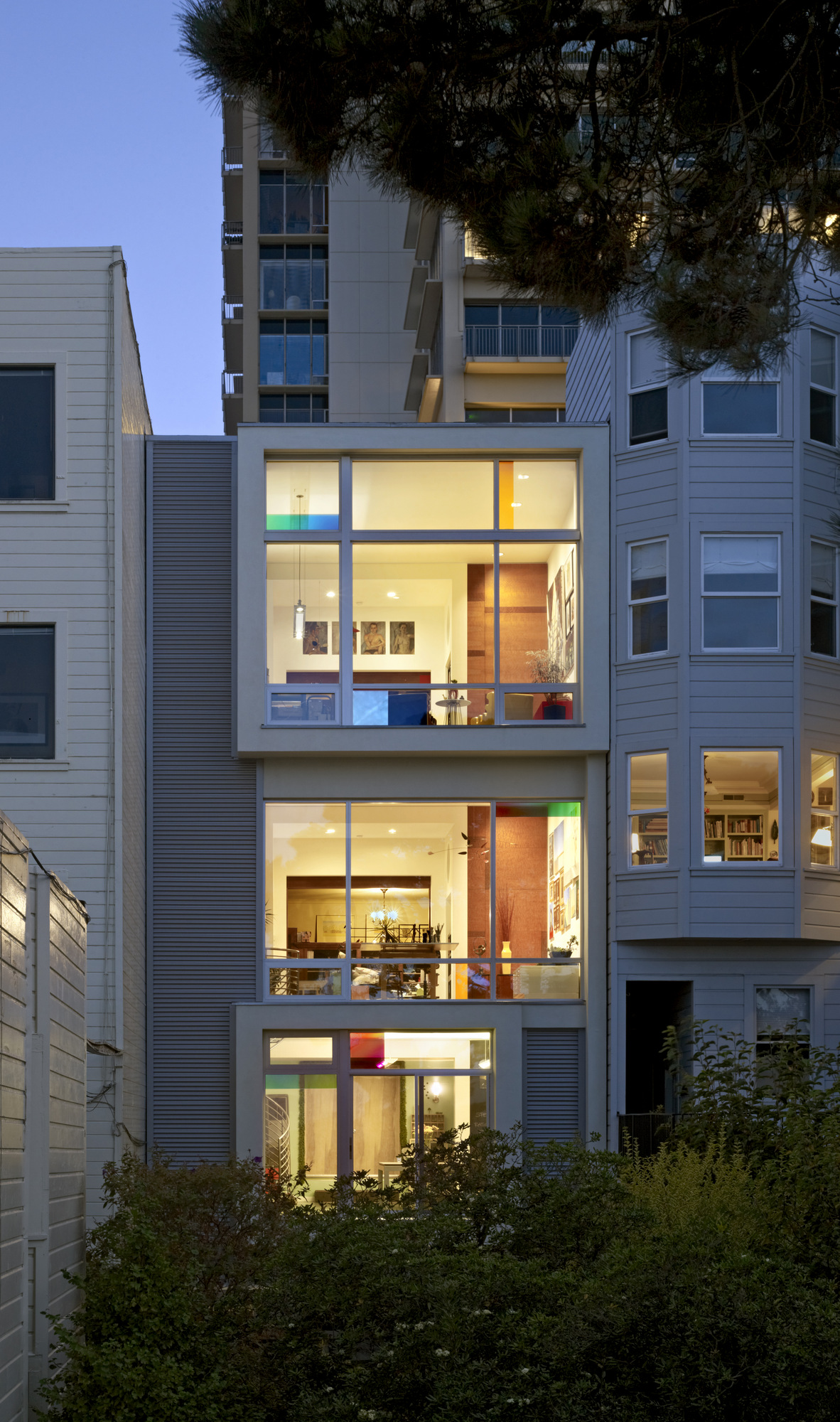 Mondrian's Window House - Home Snapshots