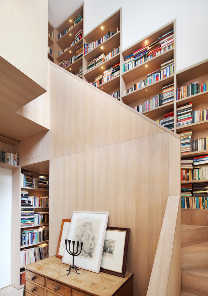 Book Tower House - 0